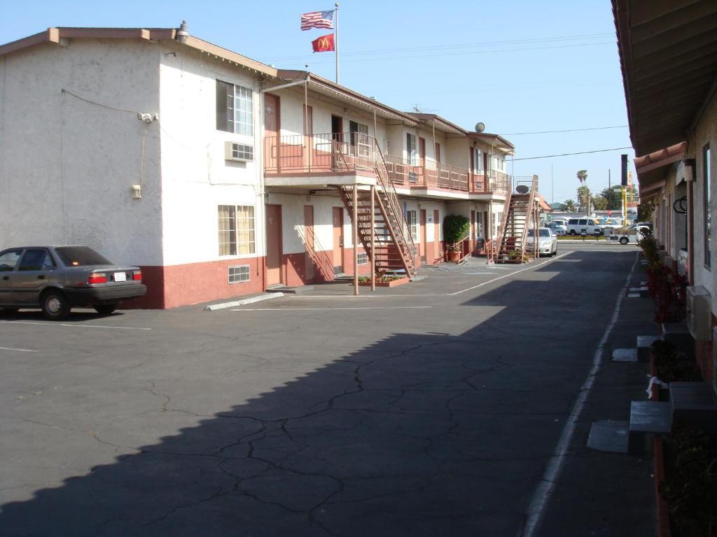 American Inn South El Monte Dış mekan fotoğraf