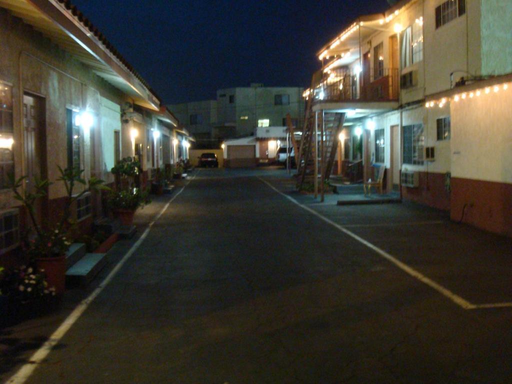 American Inn South El Monte Dış mekan fotoğraf